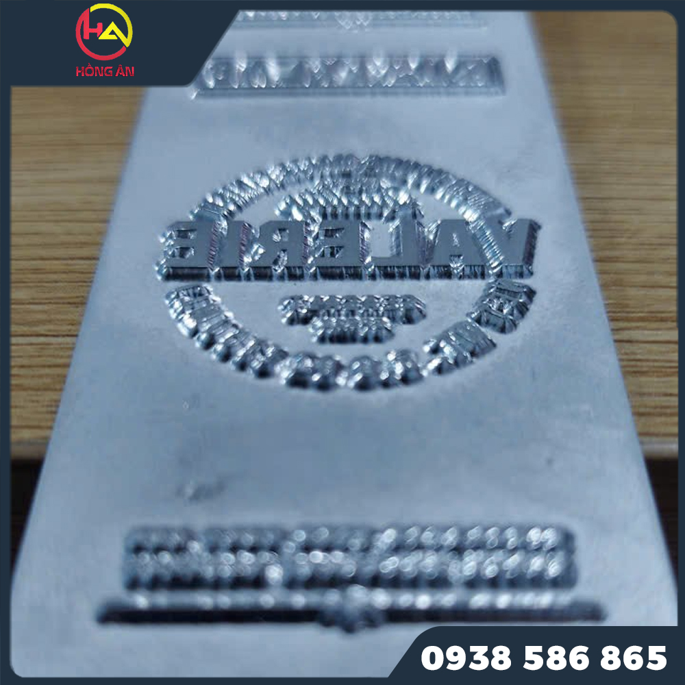 Ứng dụng thực tế của khuôn bế nổi